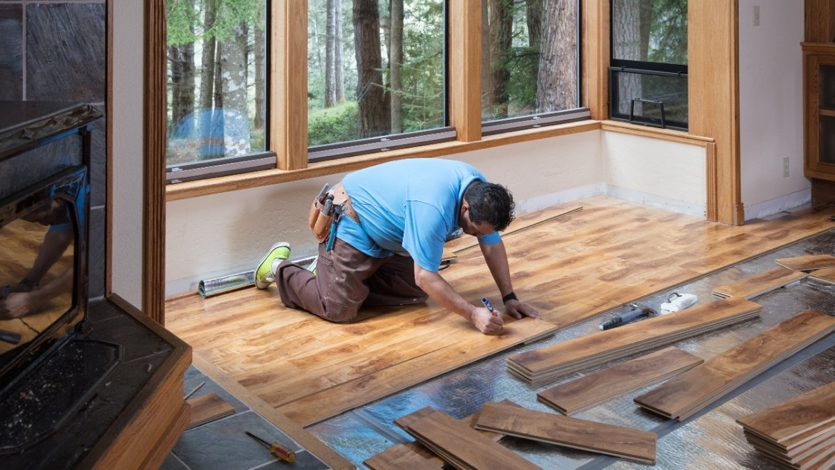 installing wood-look laminate